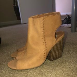 Women’s Steve Madden Heels size 9.5